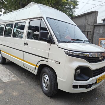 Tata Winger 15 Seater Luxury Van for Group Travel – HolidayXP Rentals